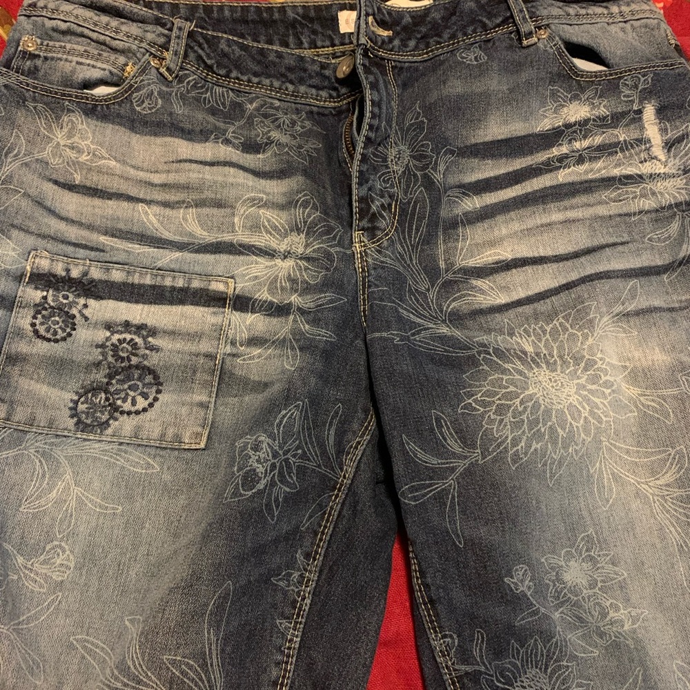 Distressed denim blue 5 pocket jeans floral jeans